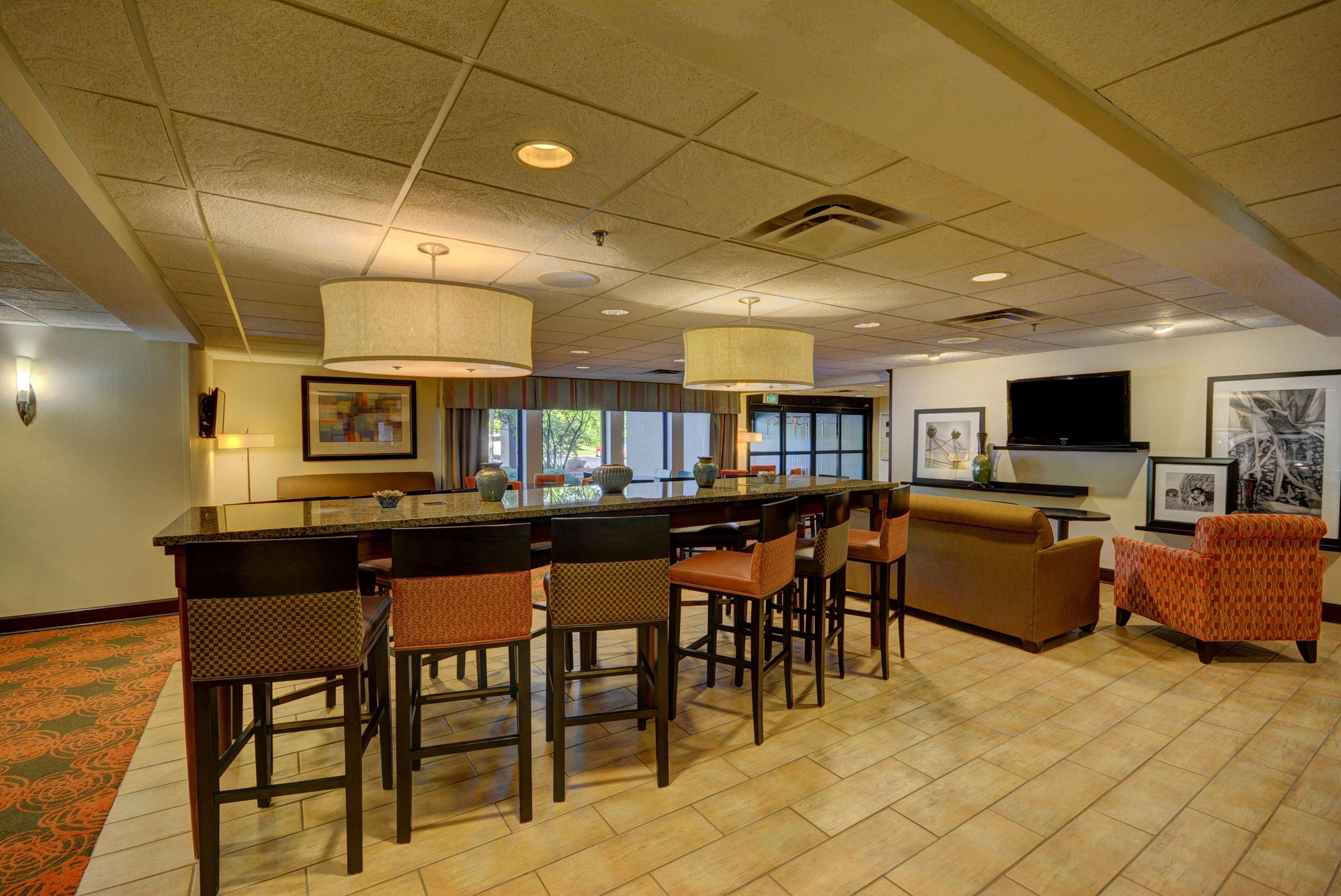 Hampton Inn By Hilton Indianapolis-South Southport Exteriör bild
