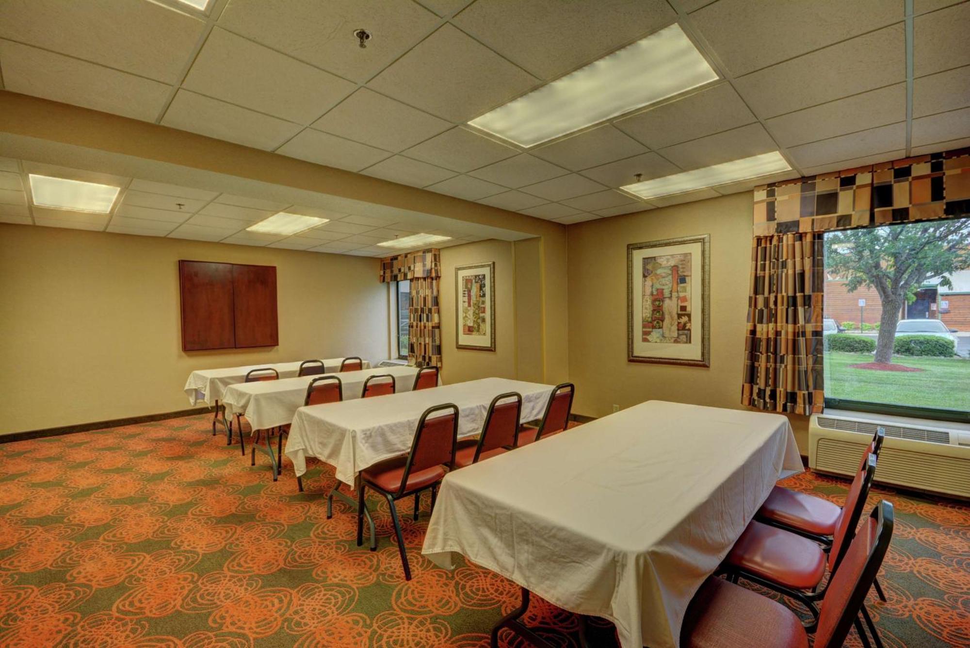 Hampton Inn By Hilton Indianapolis-South Southport Exteriör bild