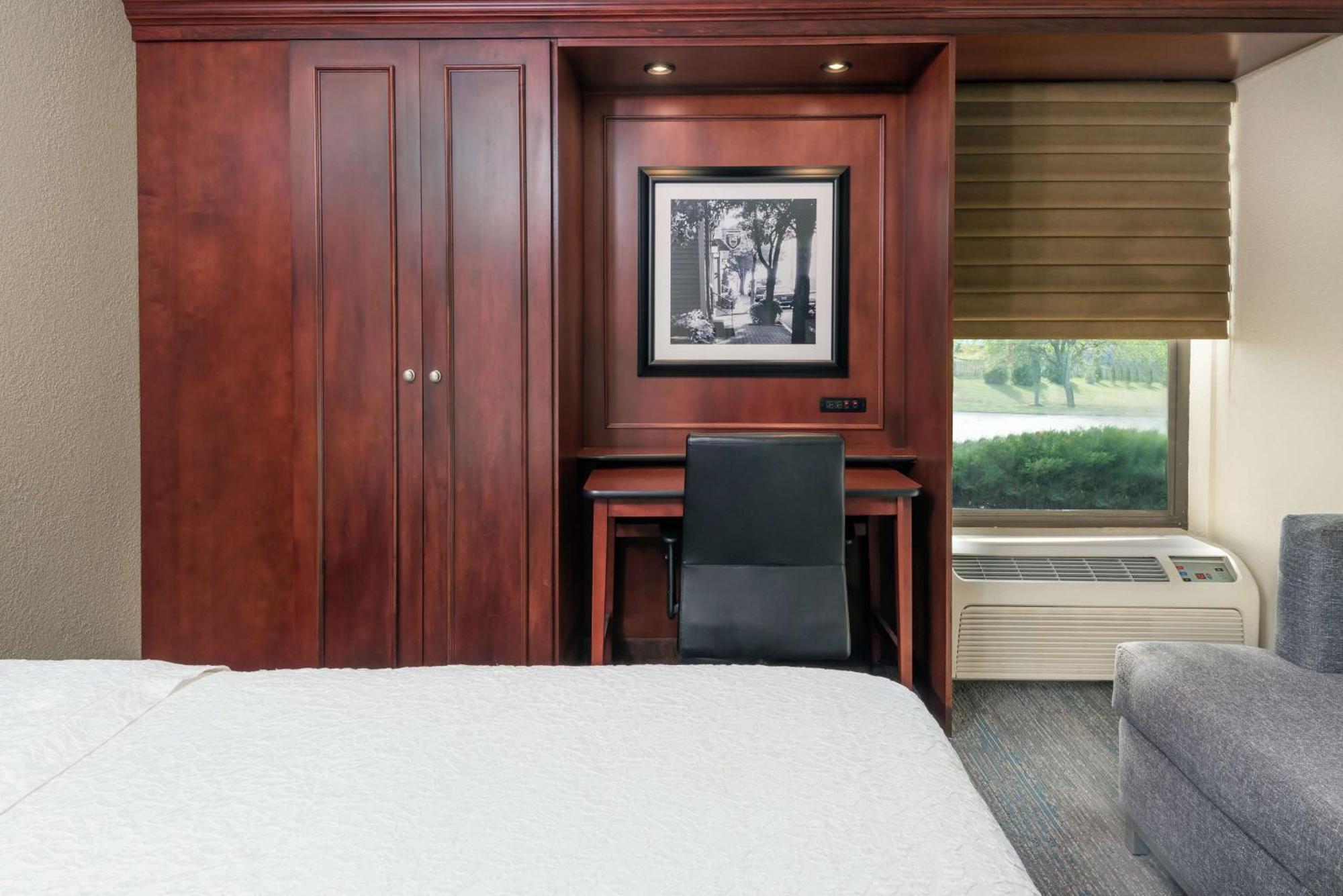 Hampton Inn By Hilton Indianapolis-South Southport Exteriör bild