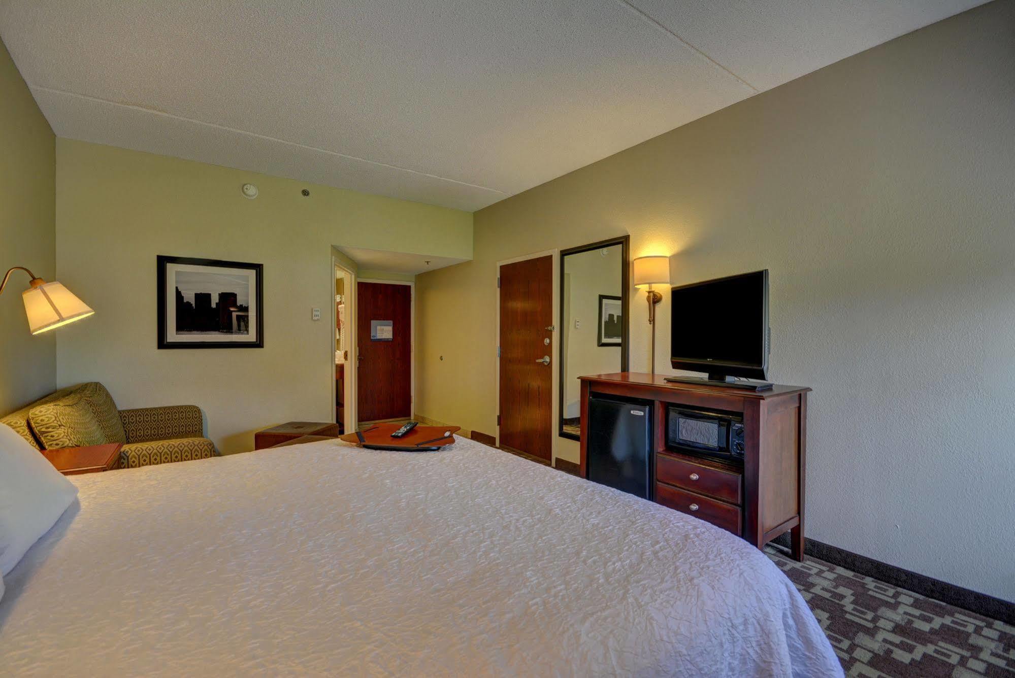 Hampton Inn By Hilton Indianapolis-South Southport Exteriör bild